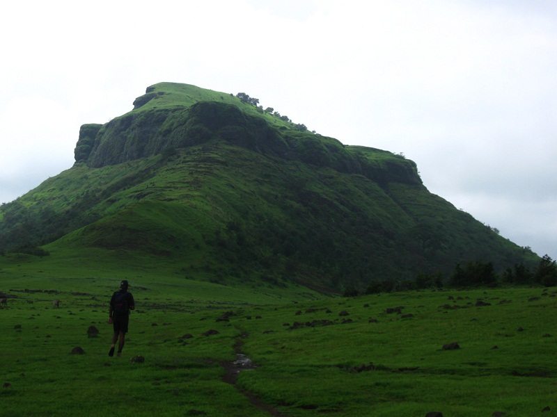 tringalwadi-fort-img